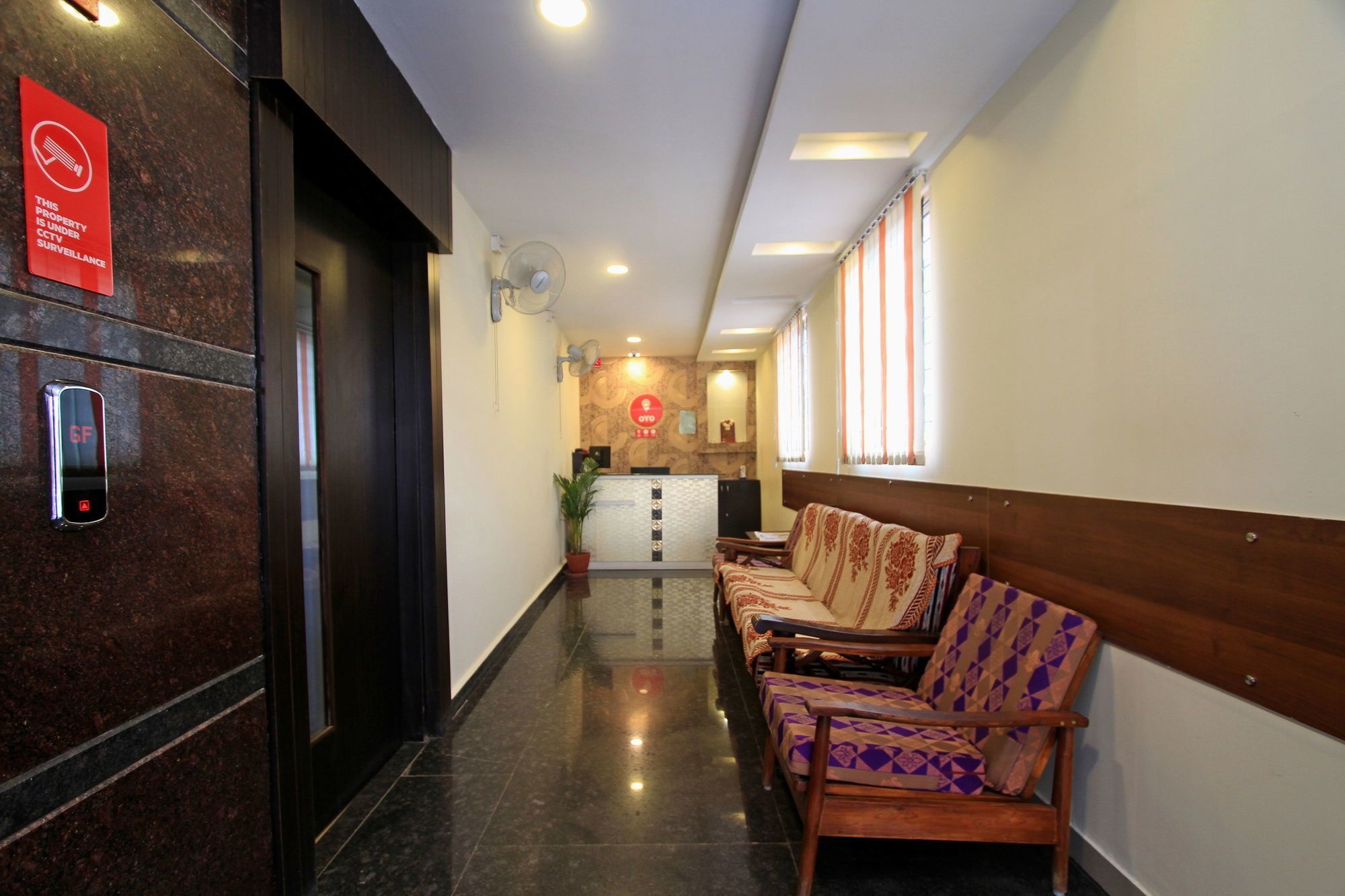 Oyo 4733 Champion Residency Hotel Bangalore Exterior foto